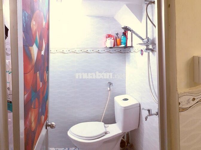 CHO THUÊ NHÀ NGUYÊN CĂN TÔN ĐẢN – SÁT QUẬN 1, CHỈ 7.5 TRIỆU/THÁNG 40M2