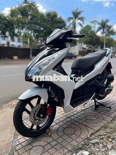 Honda AirBlade 125Fi 2015 Trắng đen