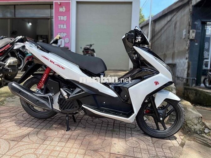 Honda AirBlade 125Fi 2015 Trắng đen