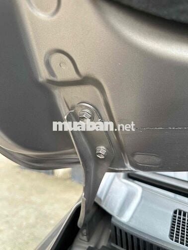 Toyota Innova E 2.0 MT 2023 Nâu ánh kim
