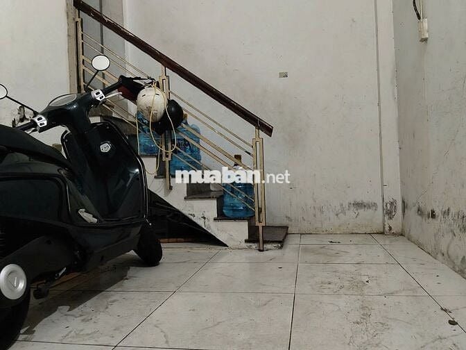 CHO THUÊ NGUYÊN TẦNG 2 PHÒNG – 37 VĨNH HỘI, QUẬN 4