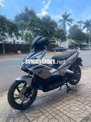 Honda AirBlade 2010 Fi Bạc đen
