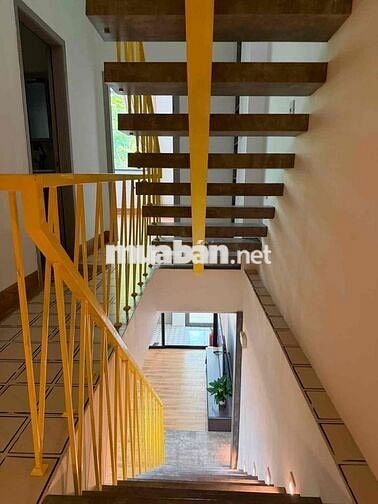 CHO THUÊ NHÀ MỚI XÂY Ở HOÀ XUÂN
