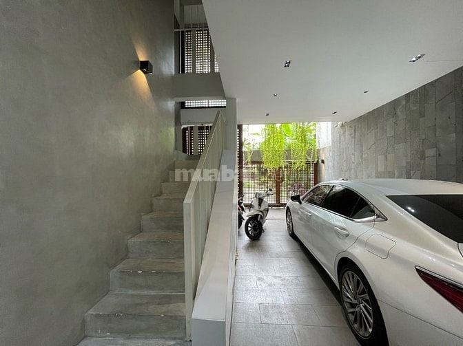 Cho thuê nhà Q2 đầy đủ nội thất trong khu an ninh có bảo vệ