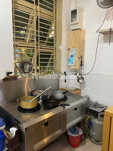 Tuyển nhân viên tạp vụ quán ăn (bán online ra đơn)