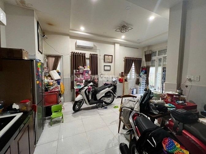 Nhà hẻm 3m gần MT Lê Hồng Phong.3,45mx8,5m.NH 5,9m.Giá 6,65 tỷ .4 tầng