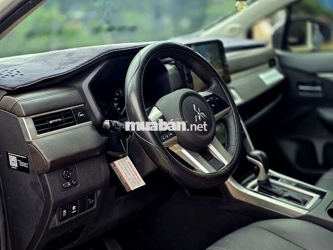 Xpander Premium 2025 4.9v ( giá còn thương lượng)