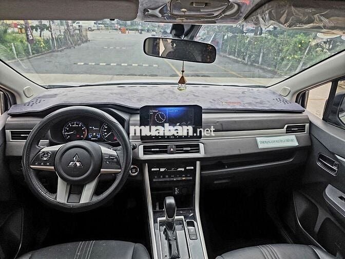 Xpander Premium 2025 4.9v ( giá còn thương lượng)