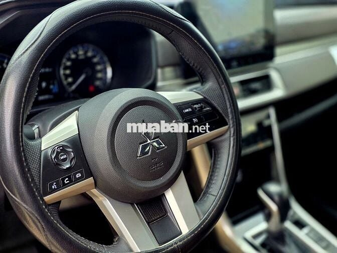 Xpander Premium 2025 4.9v ( giá còn thương lượng)