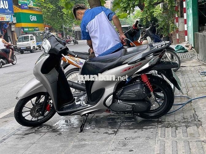 Honda SH Mode 2024 Bạc 5000 km