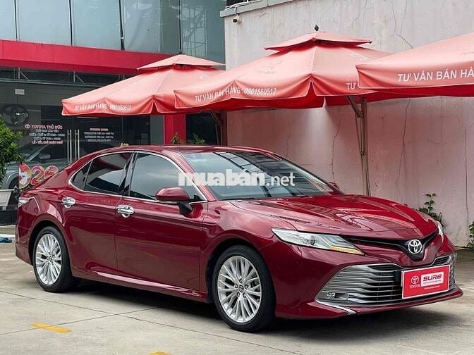 Toyota Camry 2.5Q 2020 Đỏ 49.000KM