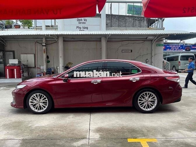 Toyota Camry 2.5Q 2020 Đỏ 49.000KM