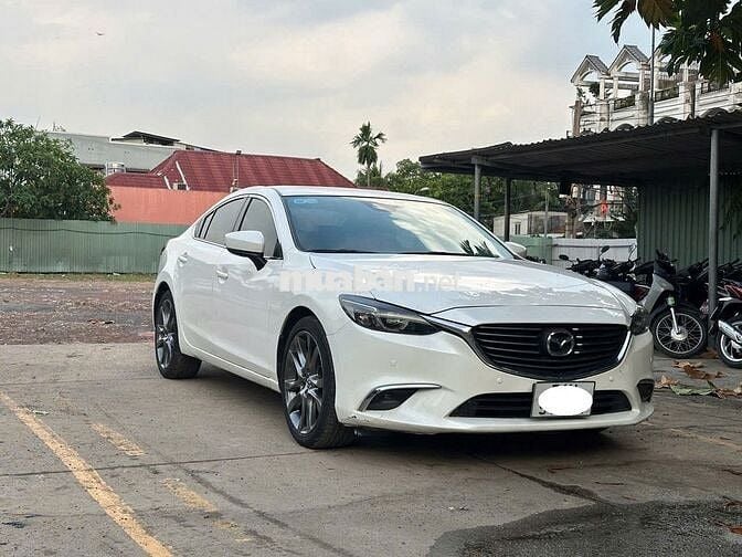 Mazda 6 2.0 Luxury 2021 Trắng 84.000 km