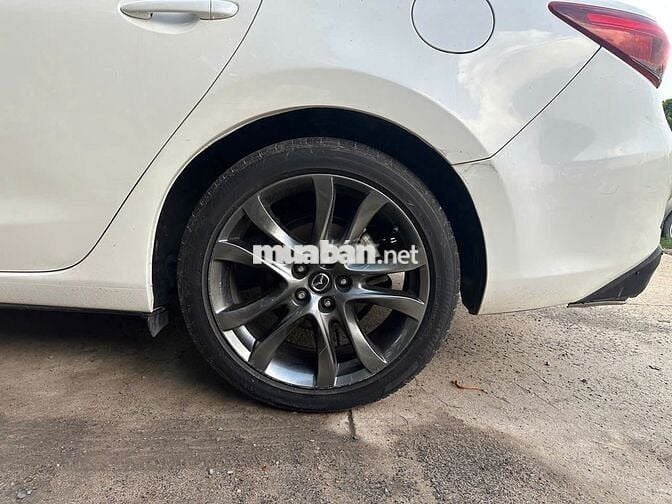 Mazda 6 2.0 Luxury 2021 Trắng 84.000 km