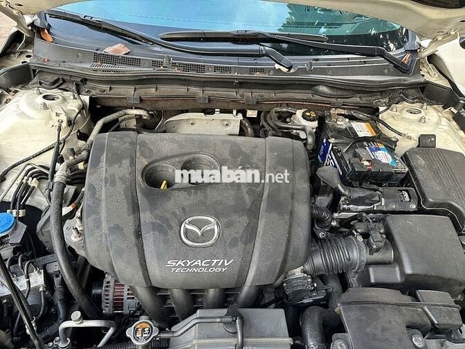 Mazda 6 2.0 Luxury 2021 Trắng 84.000 km