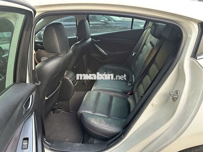 Mazda 6 2.0 Luxury 2021 Trắng 84.000 km