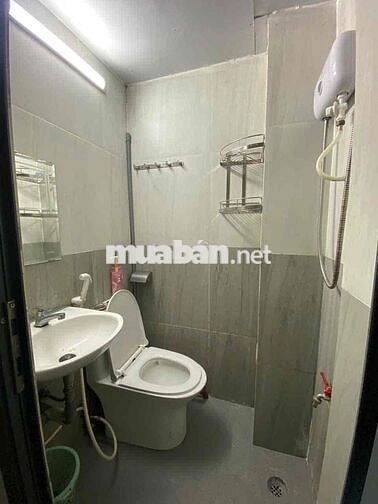 PHÒNG CHÍNH CHỦ CHO THUÊ GẦN ĐINH TIÊN HOÀNG Q1