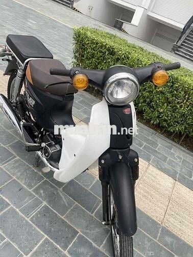 Cần bán Hyosung Cub 50cc Đen trắng siêu mới