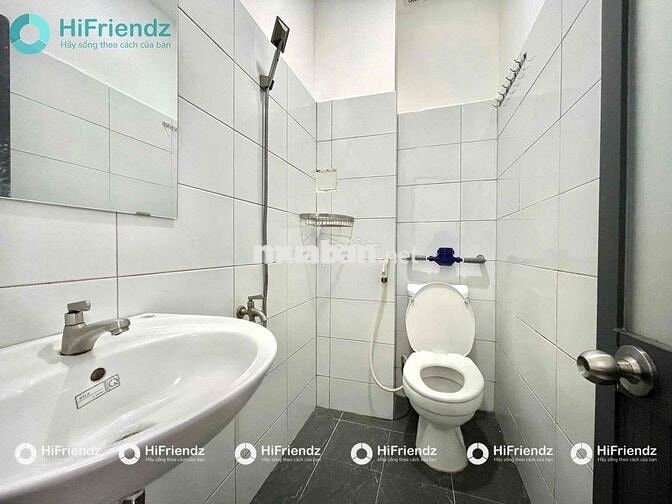 Siêu Phẩm Phòng Rộng Full NT - Thang Máy , Bảo Vệ Sát Quận 5 - HF