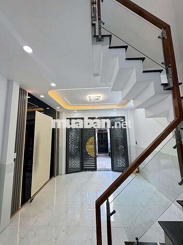 nhỉnh 3 tỷ, 32m2,hẻm xe hơi, 2 tầng hoàn công đủ ,đường số 1 Bình Tân 