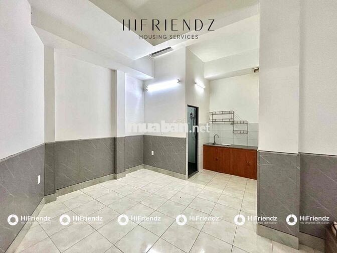 Siêu Phẩm Phòng Rộng Full NT - Thang Máy , Bảo Vệ Sát Quận 5 - HF