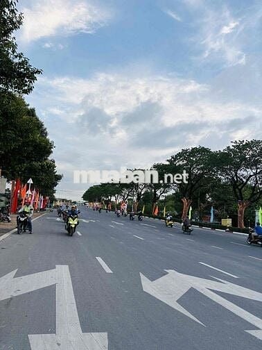 ĐẤT ĐẸP HỐ NAI TRUNG TÂM KẾT NỐI TIỆN ÍCH 5.5*20