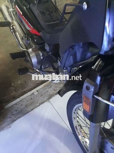 Honda Dream lùn Thái Đen Xăng
