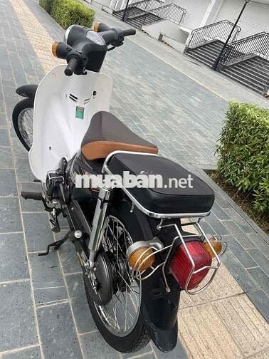 Cần bán Hyosung Cub 50cc Đen trắng siêu mới