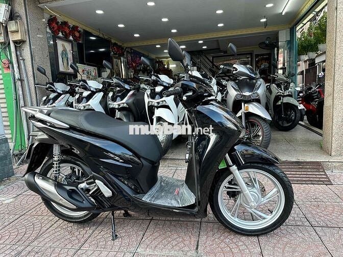 Honda SH 125i 2025 Đen bóng 469 km BSTP Chính Chủ