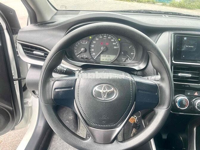 Toyota Vios E 2022 Số sàn Trắng 8.1 vạn km