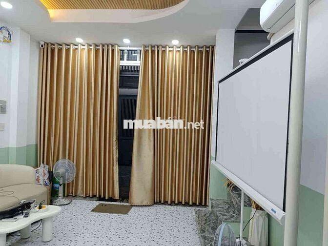 Bán nhà 3 tầng Đường Dương Bá Trạc Quận 8 - DT 32m2 - Giá 5.8 