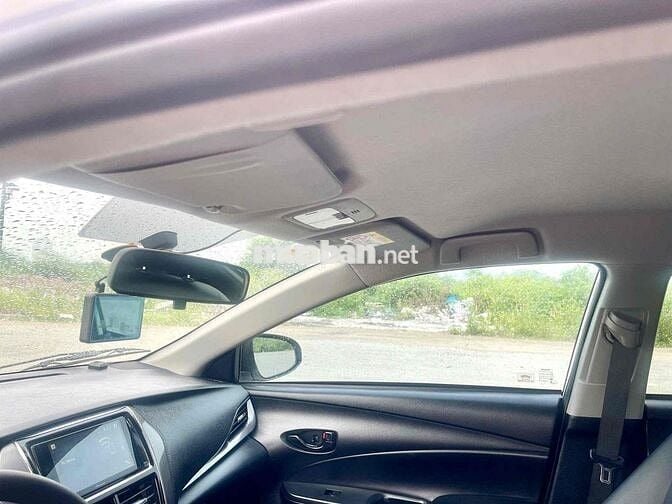 Toyota Vios E 2022 Số sàn Trắng 8.1 vạn km