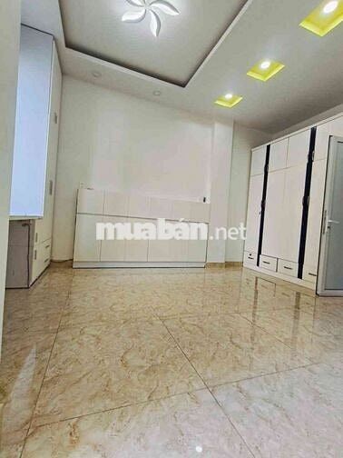 Mặt tiền đường Bùi Minh Trực, Q.8, ngang 4.5m, 4 tầng, giá 9,4 tỷ 
