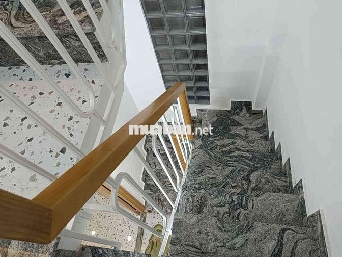 Bán nhà 3 tầng Đường Dương Bá Trạc Quận 8 - DT 32m2 - Giá 5.8 