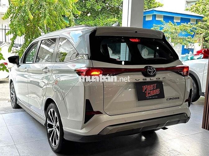 Toyota Veloz Cross TOP 2022 Trắng 21.000km một chủ