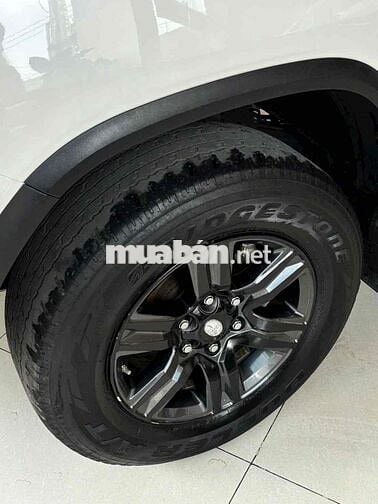 Toyota Fortuner 2022 Số sàn Trắng(gjathuong luong)