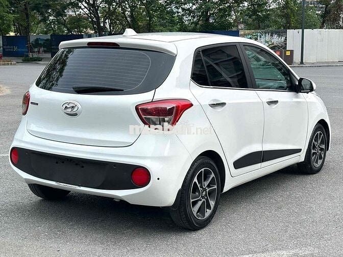 Hyundai I10 2017 1.2L Tự động Trắng 11 vạn km