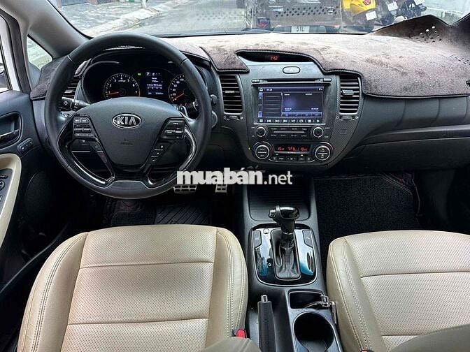KIA Cerato 2.0AT 2016 57.000km Trắng Tự động