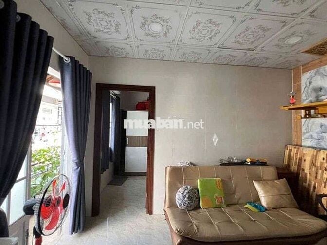 BÁN NHÀ  NGÃ TƯ GA - NGANG 4 M DÀI 9 CỰC THOÁNG - FULL NỘI THẤT
