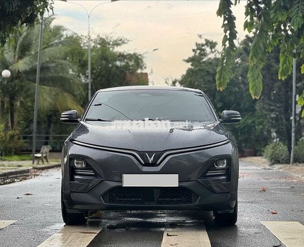 Vinfast VF6 Eco 2024- Màu xám - 10v6km - Mua pin