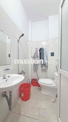 BÁN NHÀ HẺM XE HƠI - 3 Tầng - 4x14m - 3PN, 4WC - Thạnh Xuân 25 - Q12