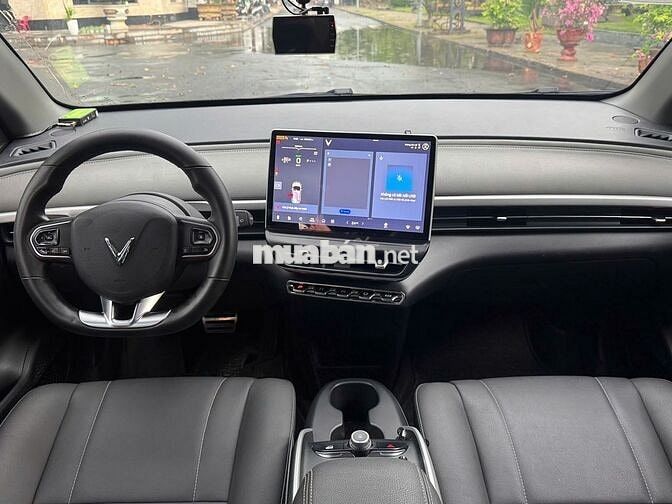 Vinfast VF6 Eco 2024- Màu xám - 10v6km - Mua pin