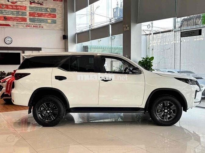 Toyota Fortuner 2022 Số sàn Trắng(gjathuong luong)