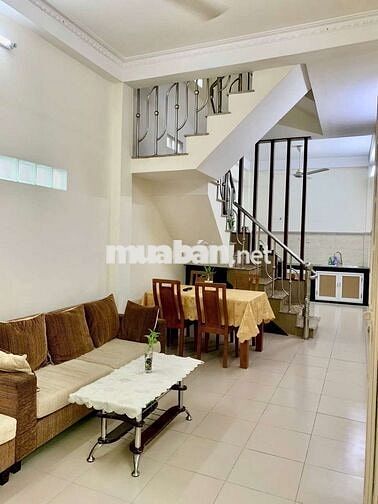 cho thuê nhà đẹp sát Mặt Tiền đường Phan Đăng Lưu Phú Nhuận 3 PN