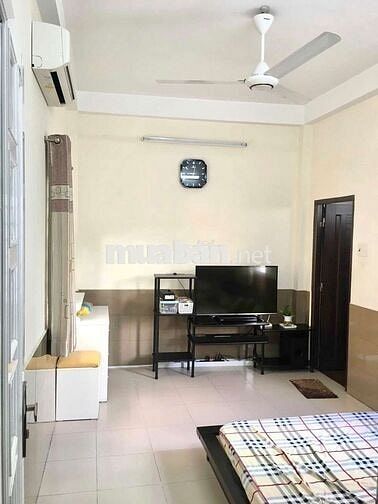 cho thuê nhà đẹp sát Mặt Tiền đường Phan Đăng Lưu Phú Nhuận 3 PN