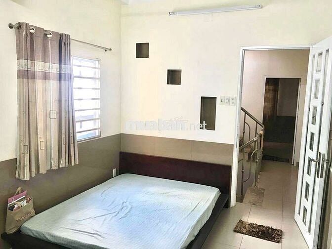cho thuê nhà đẹp sát Mặt Tiền đường Phan Đăng Lưu Phú Nhuận 3 PN