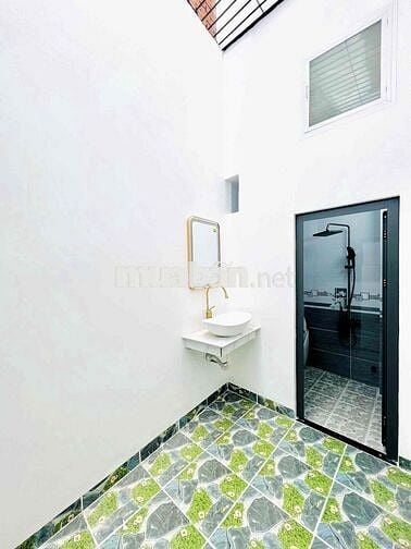 NHÀ ĐẸP Ở NGAY, HẺM XE TẢI 1/ SÁT TÊN LỬA, BV BÌNH TÂN, 4x18, 5,xxĐ