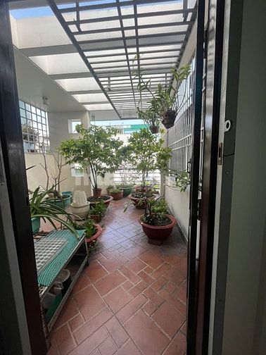 Bán nhà đg nội bộ Nguyễn Thị Tần p2 q8