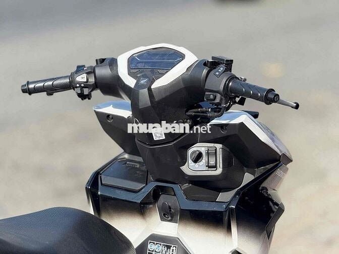Honda Vario 125 Trắng Đen Xe tay ga