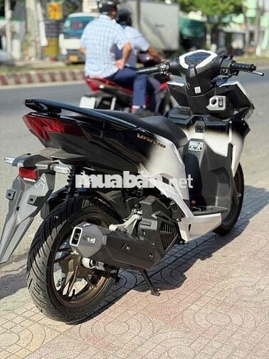 Honda Vario 125 Trắng Đen Xe tay ga
